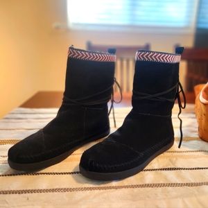 Toms Nepal Leather Mocassin Boots